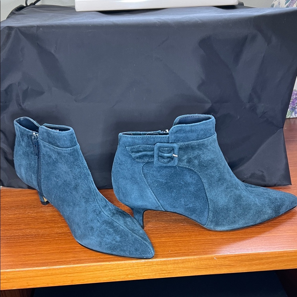 Bella Vita Teal Suede Ankle Booties